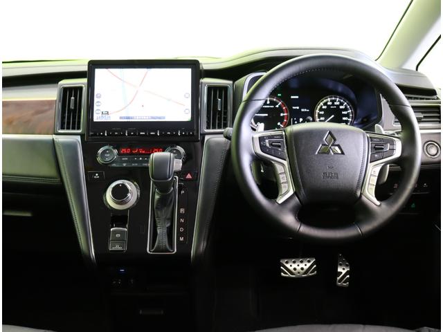 デリカD:5 P/走行8800km/8人乗/ディーゼルTB/4WD/ 10型フルセグナビ/マルチアラウンドM/両側自動ドア/スマートキー/ETC/革調シートカバー/アダプティブクルコン/BSW/LDW/オートハイビーム/LED/18AW/CVT/4WD/8人乗(11枚目)