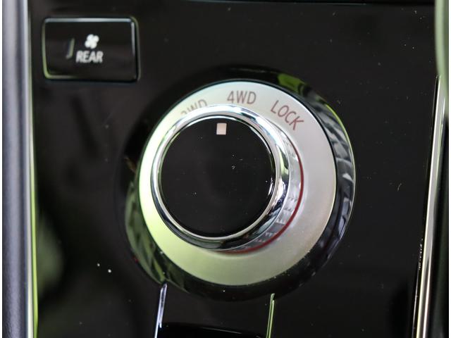 デリカD:5 P/走行8800km/8人乗/ディーゼルTB/4WD/ 10型フルセグナビ/マルチアラウンドM/両側自動ドア/スマートキー/ETC/革調シートカバー/アダプティブクルコン/BSW/LDW/オートハイビーム/LED/18AW/CVT/4WD/8人乗(16枚目)