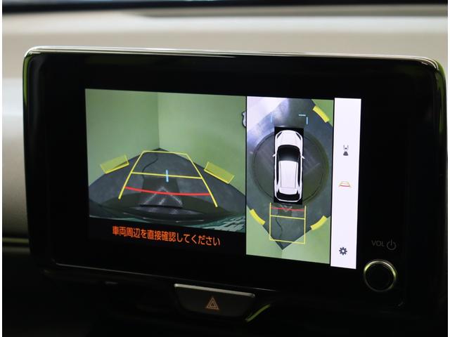 ヤリスクロス ハイブリッドＺ／パノラミックビュー／　Ｄオーディオ／パノラミックビュー／ハーフレザー／Ｐシートヒーター／クルコン／プリクラッシュ／ＢＳＭ／ＰＫＳＢ／革巻ステア／スマートキー／オートＬＥＤ／１８ＡＷ／ＣＶＴ（15枚目）