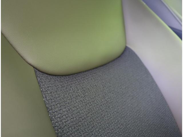 ヤリスクロス ハイブリッドＺ／パノラミックビュー／　Ｄオーディオ／パノラミックビュー／ハーフレザー／Ｐシートヒーター／クルコン／プリクラッシュ／ＢＳＭ／ＰＫＳＢ／革巻ステア／スマートキー／オートＬＥＤ／１８ＡＷ／ＣＶＴ（34枚目）