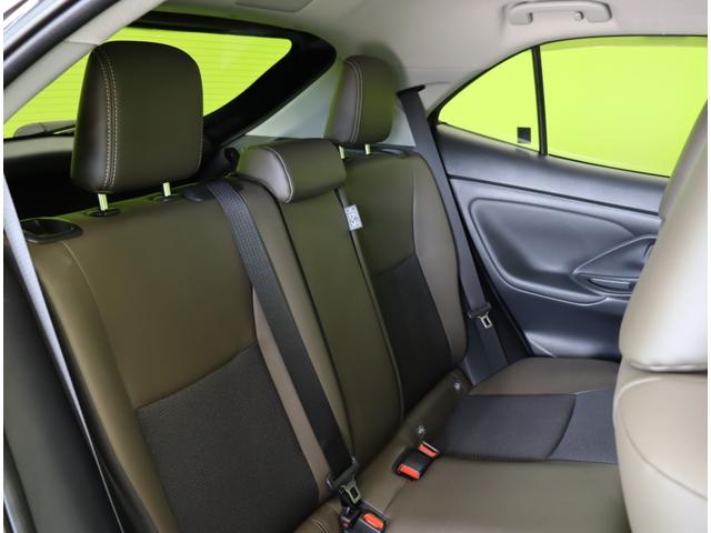 ヤリスクロス ハイブリッドＺ／パノラミックビュー／　Ｄオーディオ／パノラミックビュー／ハーフレザー／Ｐシートヒーター／クルコン／プリクラッシュ／ＢＳＭ／ＰＫＳＢ／革巻ステア／スマートキー／オートＬＥＤ／１８ＡＷ／ＣＶＴ（39枚目）