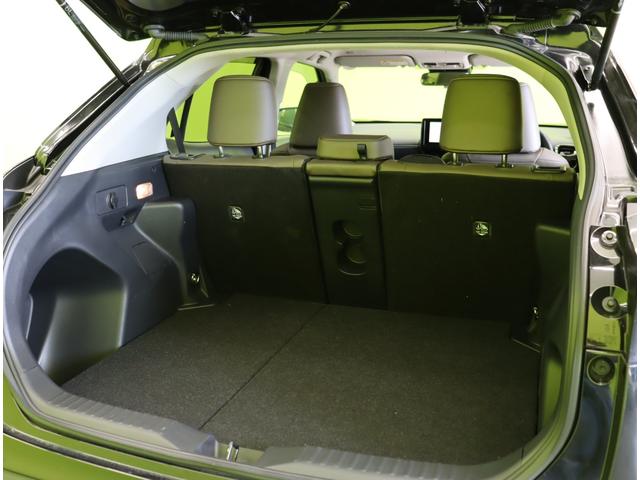 ヤリスクロス ハイブリッドＺ／パノラミックビュー／　Ｄオーディオ／パノラミックビュー／ハーフレザー／Ｐシートヒーター／クルコン／プリクラッシュ／ＢＳＭ／ＰＫＳＢ／革巻ステア／スマートキー／オートＬＥＤ／１８ＡＷ／ＣＶＴ（41枚目）