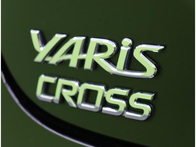 ヤリスクロス ハイブリッドＺ／パノラミックビュー／　Ｄオーディオ／パノラミックビュー／ハーフレザー／Ｐシートヒーター／クルコン／プリクラッシュ／ＢＳＭ／ＰＫＳＢ／革巻ステア／スマートキー／オートＬＥＤ／１８ＡＷ／ＣＶＴ（60枚目）