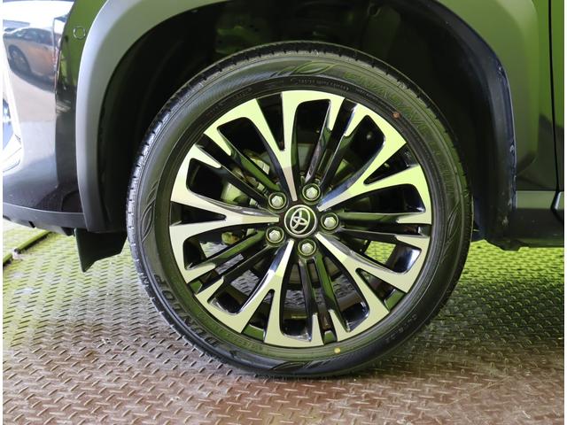 ヤリスクロス ハイブリッドＺ／パノラミックビュー／　Ｄオーディオ／パノラミックビュー／ハーフレザー／Ｐシートヒーター／クルコン／プリクラッシュ／ＢＳＭ／ＰＫＳＢ／革巻ステア／スマートキー／オートＬＥＤ／１８ＡＷ／ＣＶＴ（68枚目）