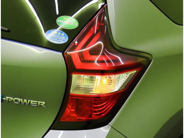 ノート e-パワー X Vセレクション/ワンオーナー/ フルセグSDナビ/アラウンドビュー/インテリジェントルームミラー/エマブレ/車線逸脱警報/インテリキー/ミラーウインカー/オートLED/コーナーセンサー/15AW(59枚目)