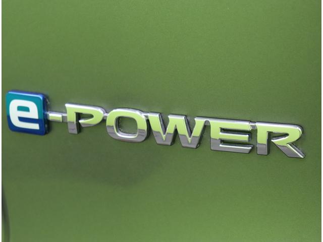 ノート e-パワー X Vセレクション/ワンオーナー/ フルセグSDナビ/アラウンドビュー/インテリジェントルームミラー/エマブレ/車線逸脱警報/インテリキー/ミラーウインカー/オートLED/コーナーセンサー/15AW(60枚目)