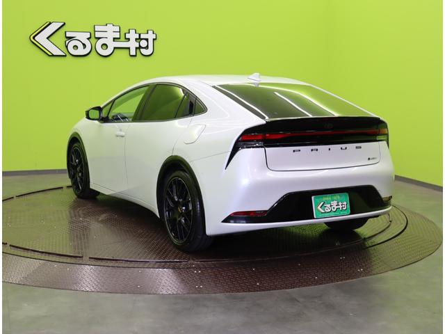 プリウス Z/走行11700km/セーフティセンス/19AW/ 12.3型Dオーデイオ/パノラミックビュー/黒合皮/Dインナーミラー/革巻ステア/スマートキー/セーフティセンス/BSM/ワイヤレス充電/Pバックドア/クリアランスソナー/LED/19AW/CVT(8枚目)