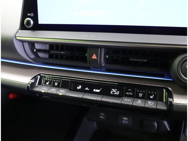 プリウス Z/走行11700km/セーフティセンス/19AW/ 12.3型Dオーデイオ/パノラミックビュー/黒合皮/Dインナーミラー/革巻ステア/スマートキー/セーフティセンス/BSM/ワイヤレス充電/Pバックドア/クリアランスソナー/LED/19AW/CVT(16枚目)