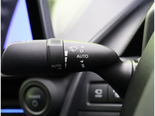 プリウス Z/走行11700km/セーフティセンス/19AW/ 12.3型Dオーデイオ/パノラミックビュー/黒合皮/Dインナーミラー/革巻ステア/スマートキー/セーフティセンス/BSM/ワイヤレス充電/Pバックドア/クリアランスソナー/LED/19AW/CVT(26枚目)