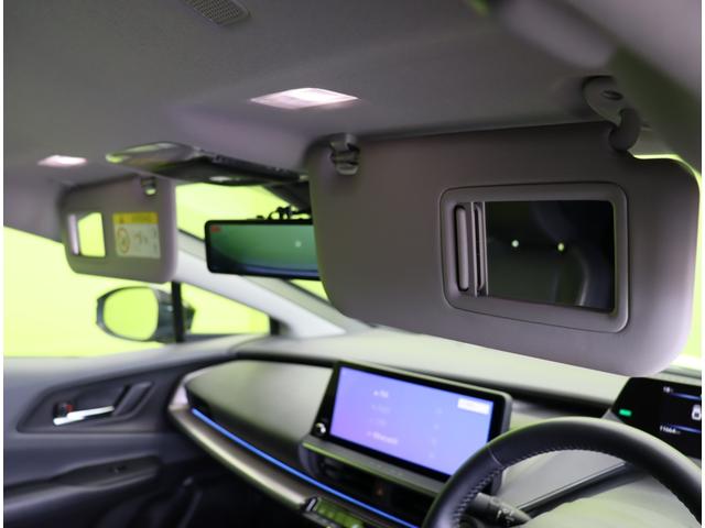 プリウス Z/走行11700km/セーフティセンス/19AW/ 12.3型Dオーデイオ/パノラミックビュー/黒合皮/Dインナーミラー/革巻ステア/スマートキー/セーフティセンス/BSM/ワイヤレス充電/Pバックドア/クリアランスソナー/LED/19AW/CVT(35枚目)
