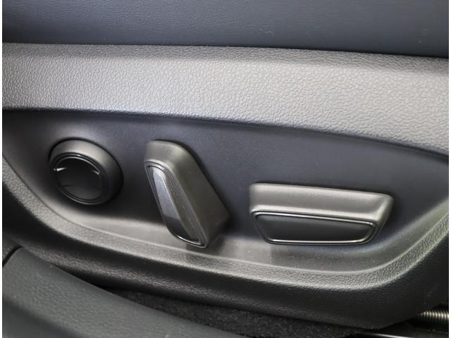 プリウス Z/走行11700km/セーフティセンス/19AW/ 12.3型Dオーデイオ/パノラミックビュー/黒合皮/Dインナーミラー/革巻ステア/スマートキー/セーフティセンス/BSM/ワイヤレス充電/Pバックドア/クリアランスソナー/LED/19AW/CVT(39枚目)