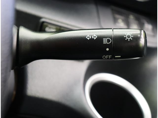 シエンタ G/モデリスタエアロ/ フルセグナビ/Bカメラ/両側パワースライドドア/プリクラッシュ/スマートキー/革巻ステア/アイドリングS/クリアランスソナー/ミラーウインカー/オートライト/モデリスタエアロ/CVT(22枚目)