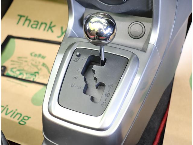 コペン ローブ/ワンオーナー/AT車/2トーンカラー/ Pスタート/スマートキー/シートカバー/シートヒーター/革巻ステア/エコアイドル/電動オープン/LEDヘッドライト/社外16W/CVT/ワンオーナー(13枚目)