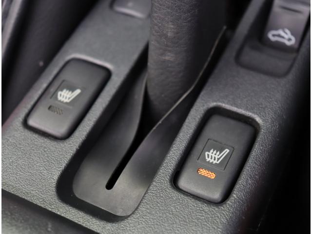 コペン ローブ/ワンオーナー/AT車/2トーンカラー/ Pスタート/スマートキー/シートカバー/シートヒーター/革巻ステア/エコアイドル/電動オープン/LEDヘッドライト/社外16W/CVT/ワンオーナー(16枚目)