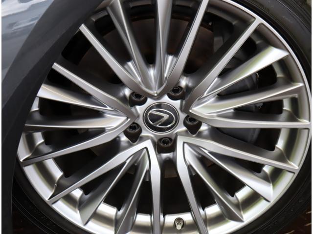 IS IS300h バージョンL/走行12100km/ 10.25型フルセグナビ/パノラミックビュー/赤革エアシート/レーダークルーズ/プリクラッシュ/BSM/PKSB/スマートキー/パドルシフト/ETC/ドラレコ/オートLED/19AW/CVT(56枚目)