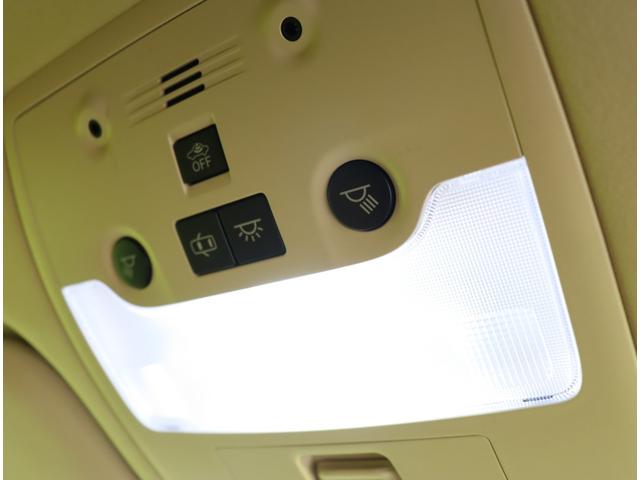 ＩＳ ＩＳ３００ｈ　バージョンＬ／ダウンサス／茶本革／　フルセグナビ／Ｂカメラ／茶革エアシート／レーダークルーズ／マークレビンソン／ＢＳＭ／パドルシフト／スマートキー／クリアランスソナー／オートＬＥＤ／ダウンサス／１７ＡＷ／ＣＶＴ（31枚目）