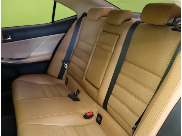 ＩＳ ＩＳ３００ｈ　バージョンＬ／ダウンサス／茶本革／　フルセグナビ／Ｂカメラ／茶革エアシート／レーダークルーズ／マークレビンソン／ＢＳＭ／パドルシフト／スマートキー／クリアランスソナー／オートＬＥＤ／ダウンサス／１７ＡＷ／ＣＶＴ（45枚目）