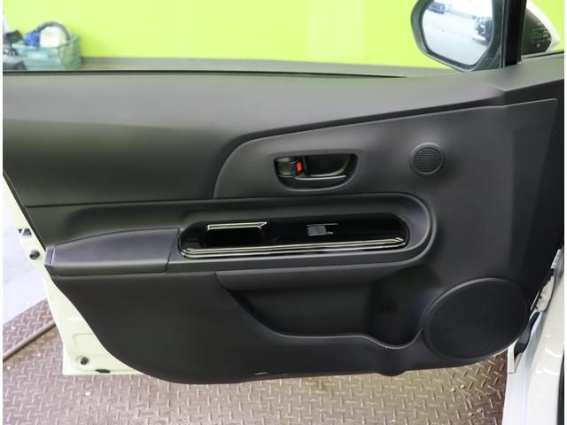 ������ȃh�A��