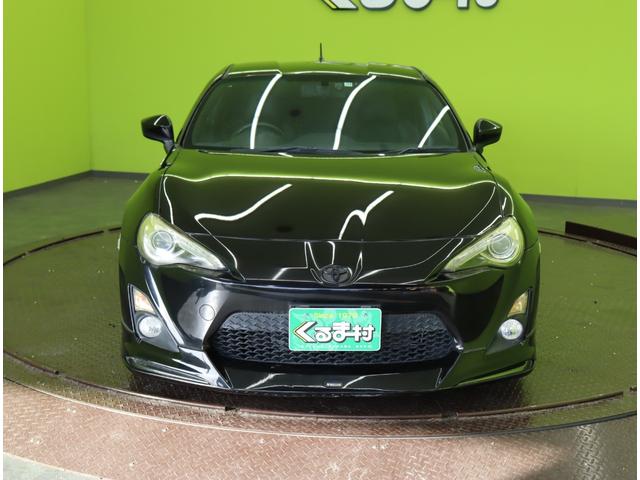 ８６ ＧＴリミテッド／６速ＭＴ／モデリスタエアロ／　フルセグナビ／Ｂカメラ／スマートキー／ＥＴＣ／ドラレコ／革巻ステア／電格ミラー／オートＨＩＤ／ＢＬＩＴＺタワーバー／モデリスタエアロ／１７ＡＷ／６速ＭＴ（3枚目）