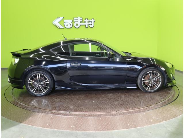 ８６ ＧＴリミテッド／６速ＭＴ／モデリスタエアロ／　フルセグナビ／Ｂカメラ／スマートキー／ＥＴＣ／ドラレコ／革巻ステア／電格ミラー／オートＨＩＤ／ＢＬＩＴＺタワーバー／モデリスタエアロ／１７ＡＷ／６速ＭＴ（5枚目）