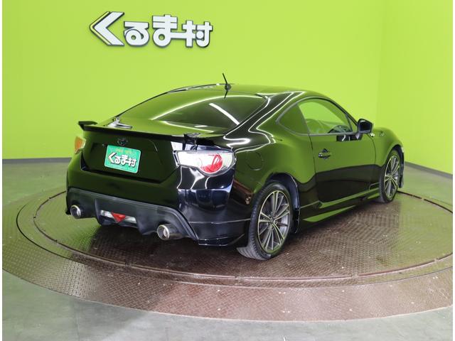 ８６ ＧＴリミテッド／６速ＭＴ／モデリスタエアロ／　フルセグナビ／Ｂカメラ／スマートキー／ＥＴＣ／ドラレコ／革巻ステア／電格ミラー／オートＨＩＤ／ＢＬＩＴＺタワーバー／モデリスタエアロ／１７ＡＷ／６速ＭＴ（6枚目）