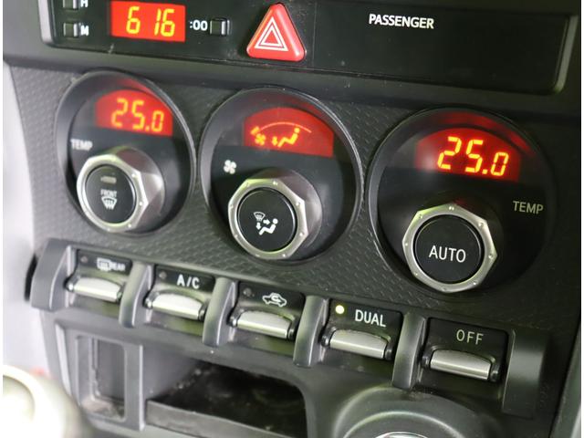 ８６ ＧＴリミテッド／６速ＭＴ／モデリスタエアロ／　フルセグナビ／Ｂカメラ／スマートキー／ＥＴＣ／ドラレコ／革巻ステア／電格ミラー／オートＨＩＤ／ＢＬＩＴＺタワーバー／モデリスタエアロ／１７ＡＷ／６速ＭＴ（16枚目）