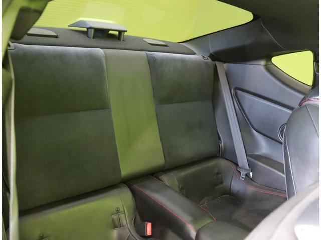 ８６ ＧＴリミテッド／６速ＭＴ／モデリスタエアロ／　フルセグナビ／Ｂカメラ／スマートキー／ＥＴＣ／ドラレコ／革巻ステア／電格ミラー／オートＨＩＤ／ＢＬＩＴＺタワーバー／モデリスタエアロ／１７ＡＷ／６速ＭＴ（31枚目）