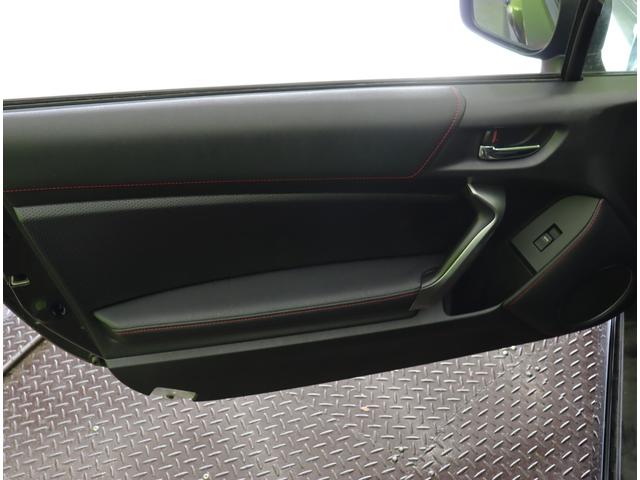 ８６ ＧＴリミテッド／６速ＭＴ／モデリスタエアロ／　フルセグナビ／Ｂカメラ／スマートキー／ＥＴＣ／ドラレコ／革巻ステア／電格ミラー／オートＨＩＤ／ＢＬＩＴＺタワーバー／モデリスタエアロ／１７ＡＷ／６速ＭＴ（39枚目）