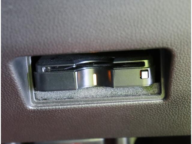 スイフトスポーツ ベースグレード／セーフティパッケージ装着車／／６速ＭＴ／　ディスプレイオーディオ／Ｂカメラ／スマートキー／デュアルセンサーブレーキ／アダプティブクルーズ／革巻ステア／ハイビームアシスト／ＬＥＤライト／ＴＥＩＮ車高調／ＲＡＹＳ１７ＡＷ／６速ＭＴ（25枚目）