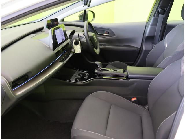 プリウス G/走行12000km/モデリスタエアロ/ 8型フルセグナビ/パノラミックビューM/シートヒーター/レーダークルーズ/プリクラッシュ/BSM/PKSB/革巻ステア/クリアランスソナー/モデリスタエアロ/LED/19AW/CVT(52枚目)