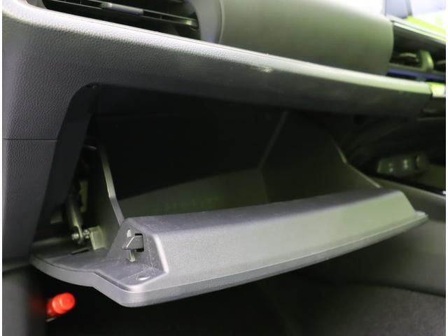 プリウス G/走行12000km/モデリスタエアロ/ 8型フルセグナビ/パノラミックビューM/シートヒーター/レーダークルーズ/プリクラッシュ/BSM/PKSB/革巻ステア/クリアランスソナー/モデリスタエアロ/LED/19AW/CVT(54枚目)