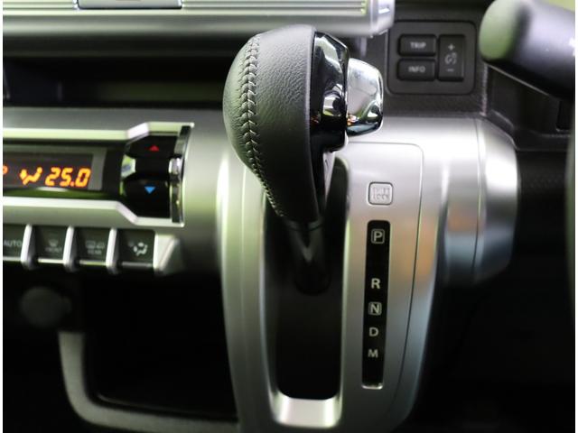 クロスビー ハイブリッドＭＺ／ワンオーナー／２トーンカラー／　フルセグＳＤナビ／全方位モニター／レーダークルーズ／デュアルカメラブレーキ／アイドリングＳ／スマートキー／シートヒーター／革巻ステア／ハイビームアシスト／ＬＥＤ／１６ＡＷ／ＣＶＴ（17枚目）