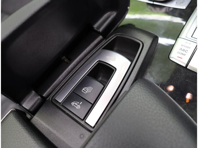 ＳＬ ＳＬ３５０／ＡＭＧスポーツＰＫＧ／走行３５６００ｋｍ／　マジックスカイバリオルーフ／フルセグナビ／Ｂカメラ／黒革エアシート／スマートキー／プレセーフブレーキ／ブラインドスポット／レーンキープ／ＨＩＤライト／ＡＭＧ２０ＡＷ／７ＡＴ（20枚目）