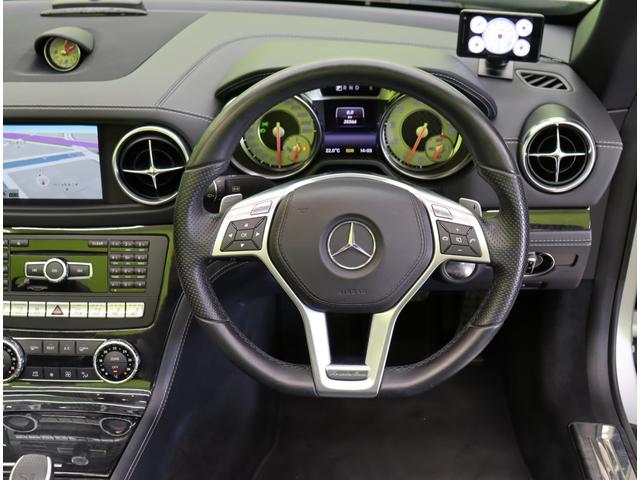 ＳＬ ＳＬ３５０／ＡＭＧスポーツＰＫＧ／走行３５６００ｋｍ／　マジックスカイバリオルーフ／フルセグナビ／Ｂカメラ／黒革エアシート／スマートキー／プレセーフブレーキ／ブラインドスポット／レーンキープ／ＨＩＤライト／ＡＭＧ２０ＡＷ／７ＡＴ（21枚目）