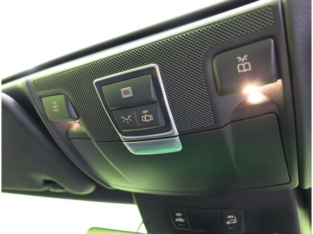 ＳＬ ＳＬ３５０／ＡＭＧスポーツＰＫＧ／走行３５６００ｋｍ／　マジックスカイバリオルーフ／フルセグナビ／Ｂカメラ／黒革エアシート／スマートキー／プレセーフブレーキ／ブラインドスポット／レーンキープ／ＨＩＤライト／ＡＭＧ２０ＡＷ／７ＡＴ（29枚目）