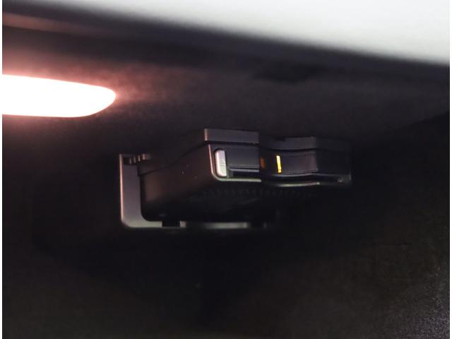 ＳＬ ＳＬ３５０／ＡＭＧスポーツＰＫＧ／走行３５６００ｋｍ／　マジックスカイバリオルーフ／フルセグナビ／Ｂカメラ／黒革エアシート／スマートキー／プレセーフブレーキ／ブラインドスポット／レーンキープ／ＨＩＤライト／ＡＭＧ２０ＡＷ／７ＡＴ（44枚目）