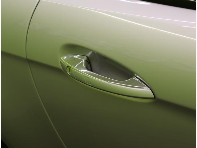 ＳＬ ＳＬ３５０／ＡＭＧスポーツＰＫＧ／走行３５６００ｋｍ／　マジックスカイバリオルーフ／フルセグナビ／Ｂカメラ／黒革エアシート／スマートキー／プレセーフブレーキ／ブラインドスポット／レーンキープ／ＨＩＤライト／ＡＭＧ２０ＡＷ／７ＡＴ（52枚目）