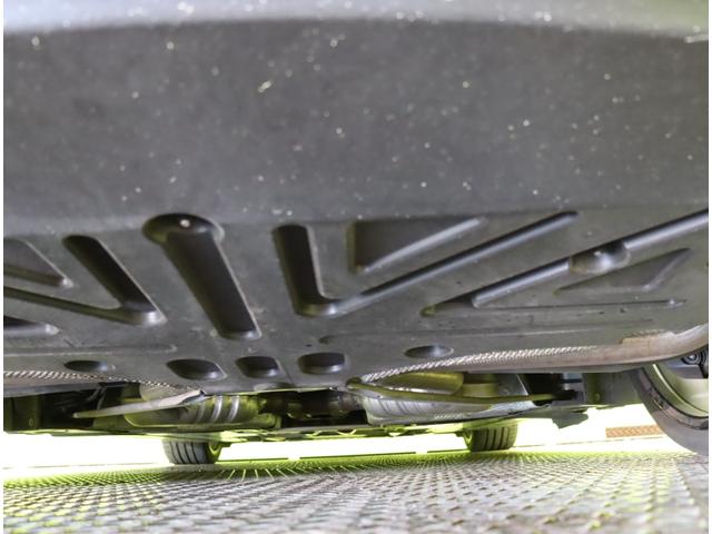 ＳＬ ＳＬ３５０／ＡＭＧスポーツＰＫＧ／走行３５６００ｋｍ／　マジックスカイバリオルーフ／フルセグナビ／Ｂカメラ／黒革エアシート／スマートキー／プレセーフブレーキ／ブラインドスポット／レーンキープ／ＨＩＤライト／ＡＭＧ２０ＡＷ／７ＡＴ（58枚目）