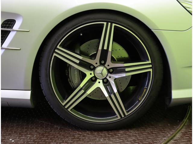 ＳＬ ＳＬ３５０／ＡＭＧスポーツＰＫＧ／走行３５６００ｋｍ／　マジックスカイバリオルーフ／フルセグナビ／Ｂカメラ／黒革エアシート／スマートキー／プレセーフブレーキ／ブラインドスポット／レーンキープ／ＨＩＤライト／ＡＭＧ２０ＡＷ／７ＡＴ（62枚目）