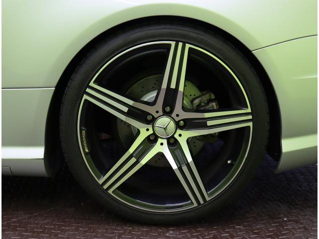 ＳＬ ＳＬ３５０／ＡＭＧスポーツＰＫＧ／走行３５６００ｋｍ／　マジックスカイバリオルーフ／フルセグナビ／Ｂカメラ／黒革エアシート／スマートキー／プレセーフブレーキ／ブラインドスポット／レーンキープ／ＨＩＤライト／ＡＭＧ２０ＡＷ／７ＡＴ（64枚目）