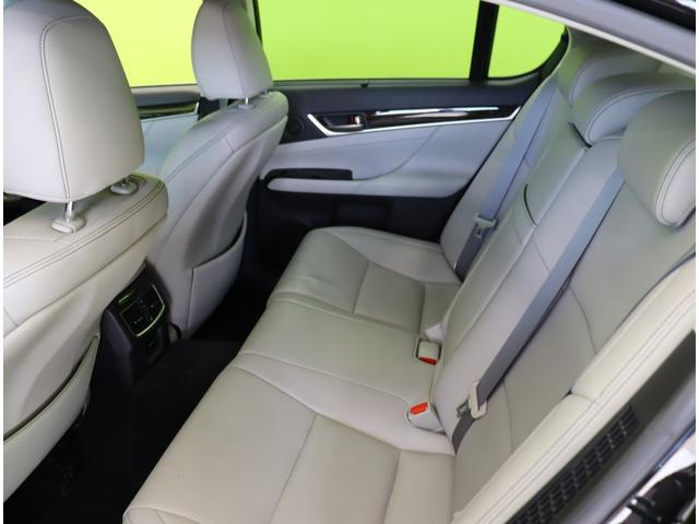 �������f�U�C����