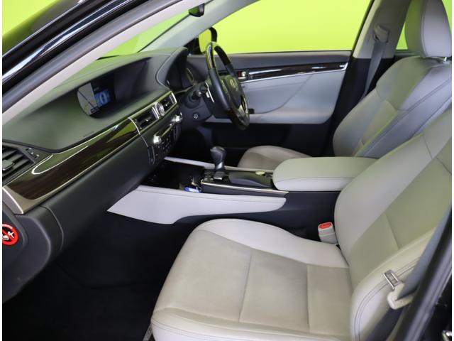 �������f�U�C����