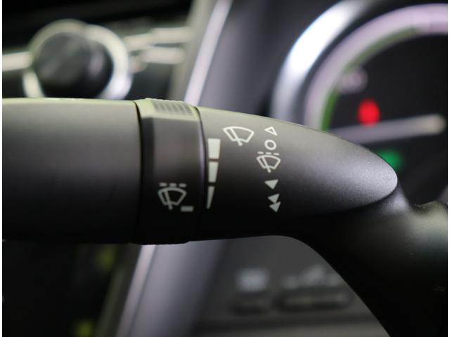 カムリ ＷＳレザーパッケージ／走行１０７００ｋｍ／　フルセグナビ／Ｂカメラ／レザーシート／スマートキー／革巻ステア／パドルシフト／セーフフティセンス／ＢＳＭ／ＲＣＴＡ／ドラレコ／クリアランスソナー／オートＬＥＤ／１８ＡＷ／ＣＶＴ（26枚目）