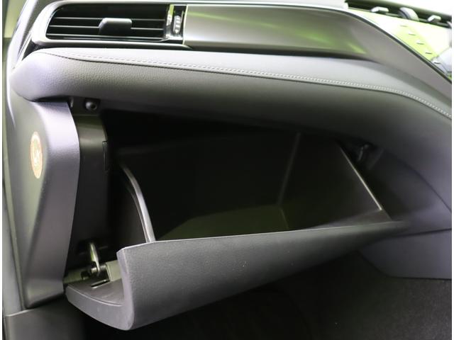 カムリ ＷＳレザーパッケージ／走行１０７００ｋｍ／　フルセグナビ／Ｂカメラ／レザーシート／スマートキー／革巻ステア／パドルシフト／セーフフティセンス／ＢＳＭ／ＲＣＴＡ／ドラレコ／クリアランスソナー／オートＬＥＤ／１８ＡＷ／ＣＶＴ（52枚目）