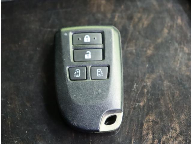 レジアスエースバン スーパーＧＬ　ダークプライム／モデリスタエアロ／　フルセグナビ／Ｂカメラ／両側パワースライドドア／ハーフレザー／スマートキー／ＥＴＣ／コンビステアＨ／社外テール／オートＬＥＤ／モデリスタエアロ／電格ミラー／６ＡＴ（23枚目）