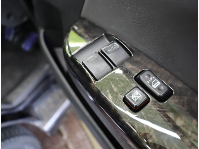 レジアスエースバン スーパーＧＬ　ダークプライム／モデリスタエアロ／　フルセグナビ／Ｂカメラ／両側パワースライドドア／ハーフレザー／スマートキー／ＥＴＣ／コンビステアＨ／社外テール／オートＬＥＤ／モデリスタエアロ／電格ミラー／６ＡＴ（33枚目）