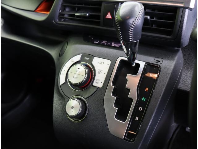 シエンタ ハイブリッドＧ　クエロ／モデリスタエアロ／Ｒモニター／　９型フルセグナビ／パノラミックビュー／１２．１型フリップダウンＭ／両側自動ドア／ハーフレザー／セーフティセンス／スマートキー／ＥＴＣ／ドラレコ／モデリスタエアロ／オートＬＥＤ／ＣＶＴ（15枚目）