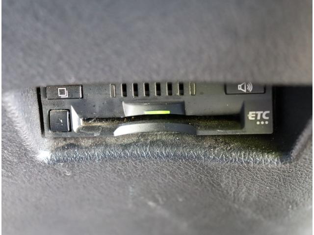 シエンタ ハイブリッドＧ　クエロ／モデリスタエアロ／Ｒモニター／　９型フルセグナビ／パノラミックビュー／１２．１型フリップダウンＭ／両側自動ドア／ハーフレザー／セーフティセンス／スマートキー／ＥＴＣ／ドラレコ／モデリスタエアロ／オートＬＥＤ／ＣＶＴ（28枚目）