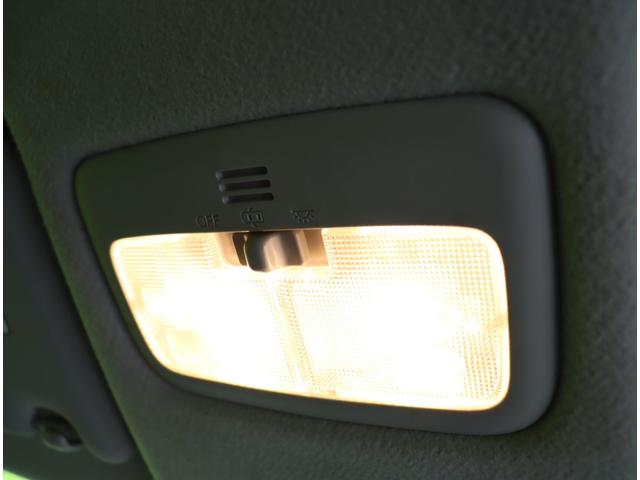 シエンタ ハイブリッドＧ　クエロ／モデリスタエアロ／Ｒモニター／　９型フルセグナビ／パノラミックビュー／１２．１型フリップダウンＭ／両側自動ドア／ハーフレザー／セーフティセンス／スマートキー／ＥＴＣ／ドラレコ／モデリスタエアロ／オートＬＥＤ／ＣＶＴ（30枚目）