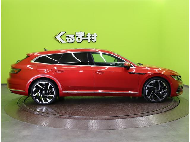 アルテオン シューティングブレーク TSI 4モーション Rラインアドバンス/サンルーフ/黒革/ 純正ナビ/全方位モニター/デジタルコックピット/黒革シート/ハーマンカードン/レーダークルーズ/ブラインドスポット/Pバックドア/ハイビームアシスト/LED/サンルーフ/20AW/7AT(5枚目)